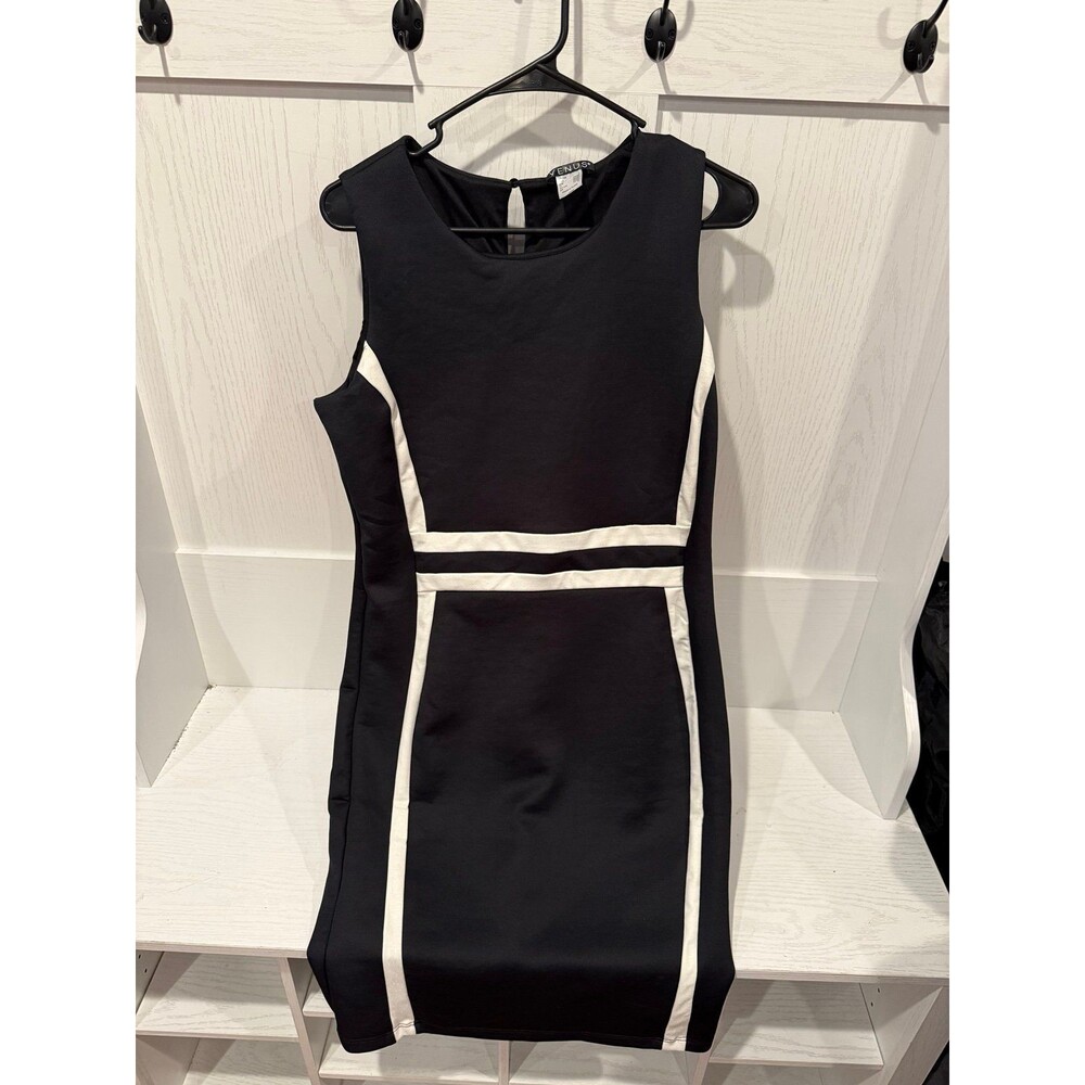 Venus black and white sheath dress size large